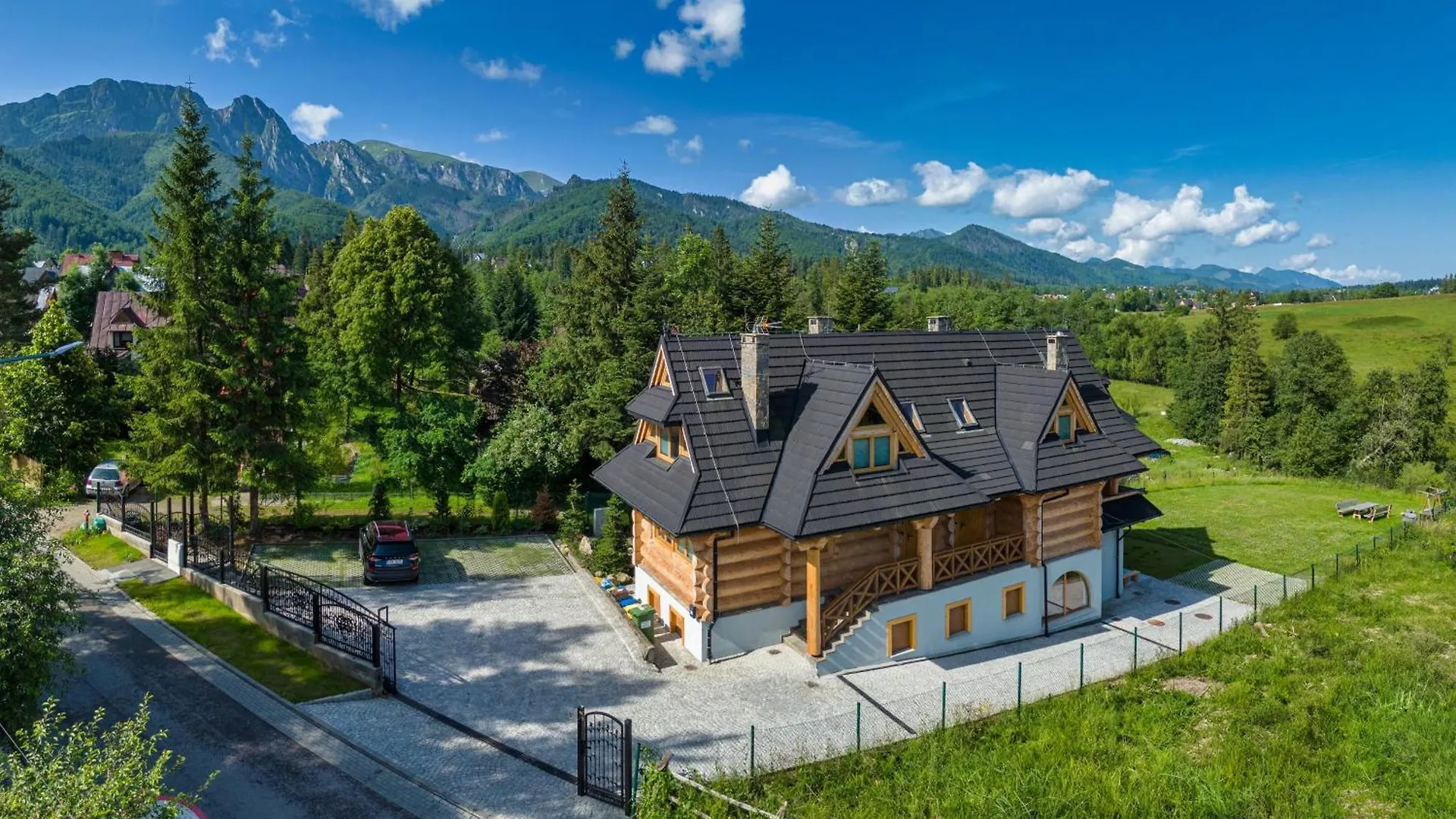 Chalet Chaty Pod Giewontem Zakopane